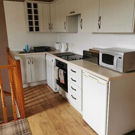 Greannan Upper Self Catering Apartment Blackwaterfoot Bagian luar foto